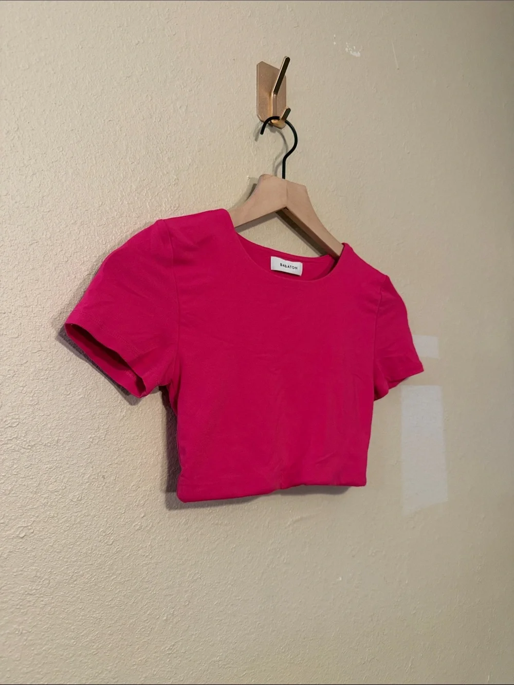 Babaton Contour Crop Top Hot Pink Size Small